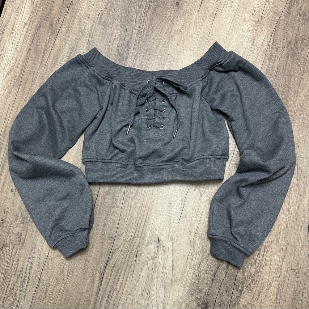 Fashion Nova Crop Top Sweatshirt